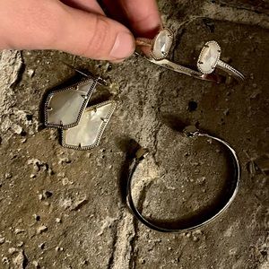 Kendra Scott earrings and bracelet set